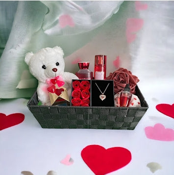 MEDIUM GIFT BASKET